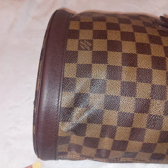 Louis Vuitton Marais Damier Bucket Bag - Picture 8 of 13